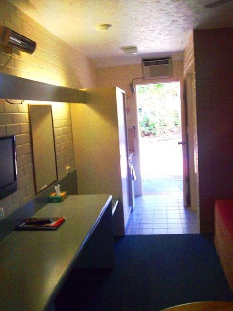 Mooloolaba Motel Room photo