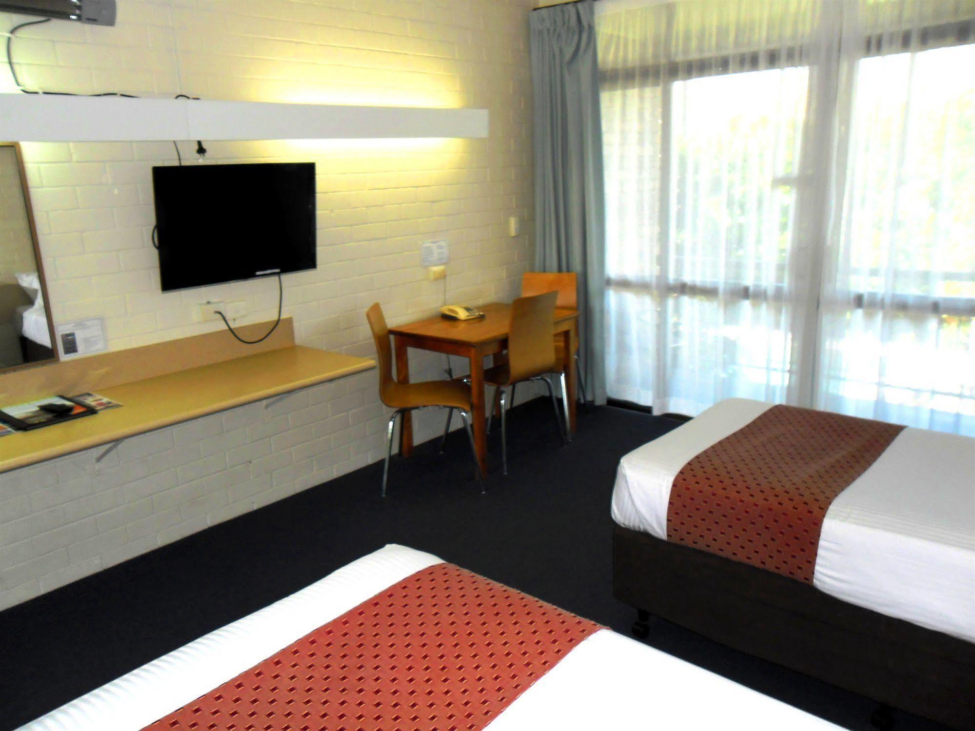 Mooloolaba Motel Exterior photo
