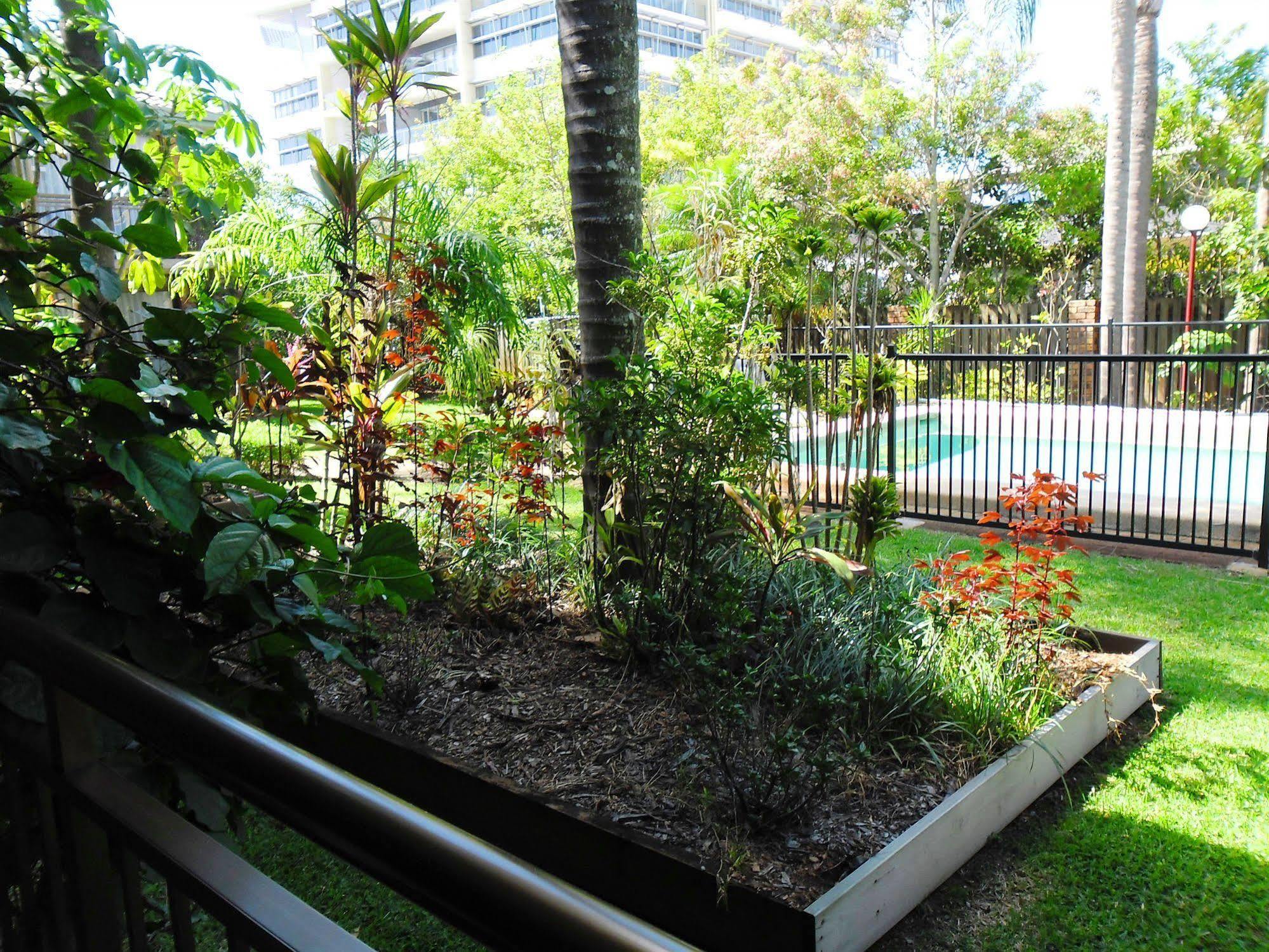 Mooloolaba Motel Exterior photo