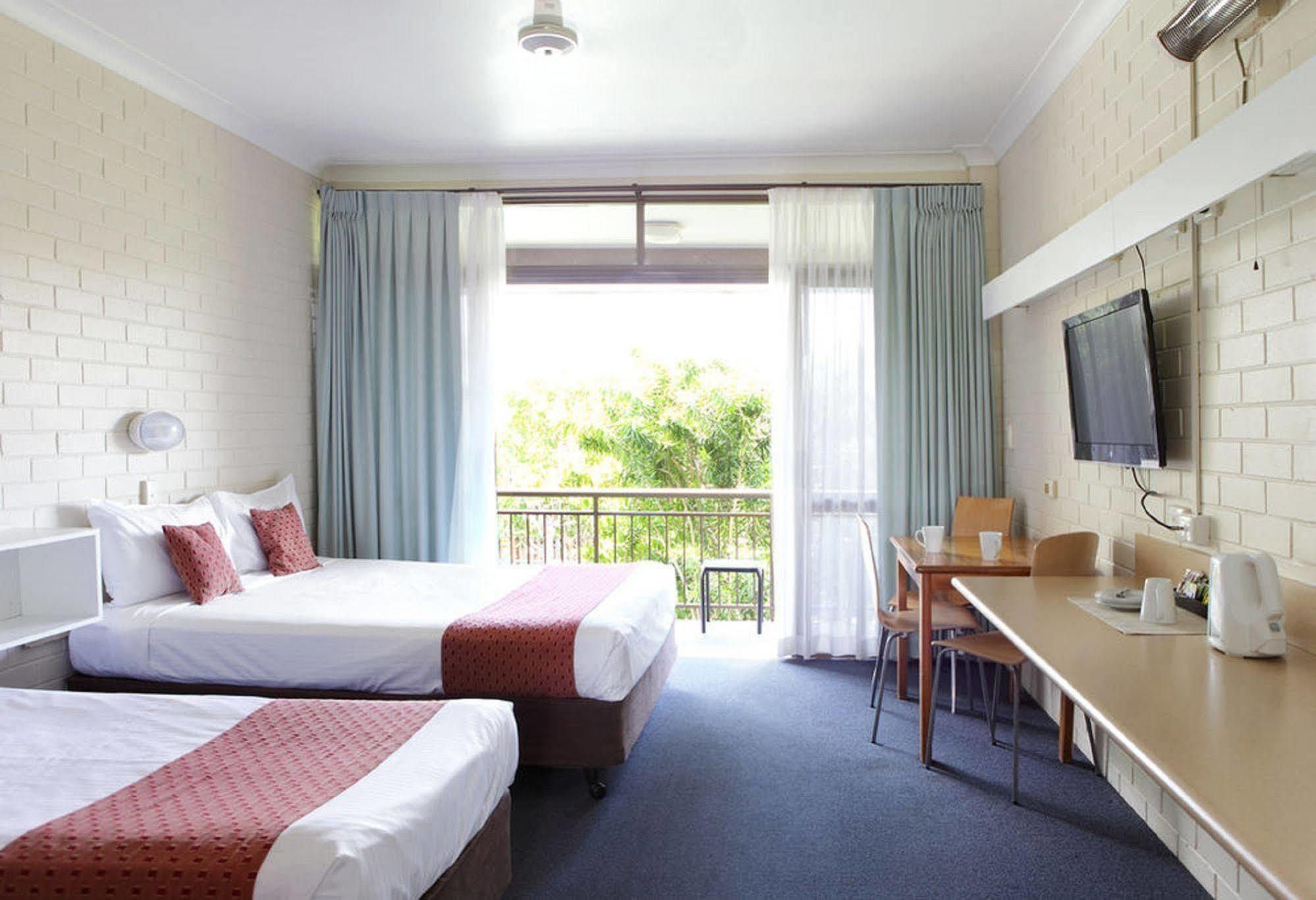 Mooloolaba Motel Exterior photo